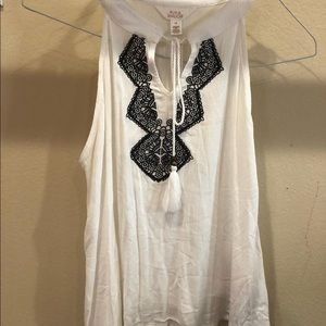 Sun & Shadow flowy top